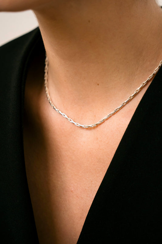 “HÁLO” Choker Chain
