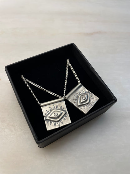 “MÁTI” Necklace