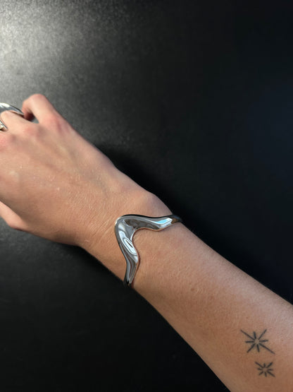 “BÓNE” Cuff/Bracelet